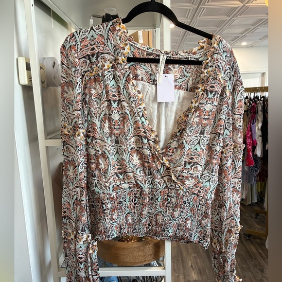 Anthropologie printer ruffle cinch bottom blouse size L - Picture 5 of 6